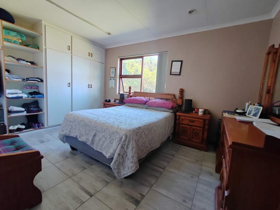 3 Bedroom Property for Sale in Seaview Eastern Cape